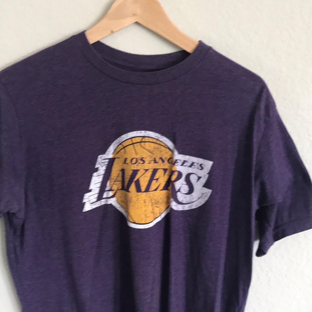Lakers tee shirt